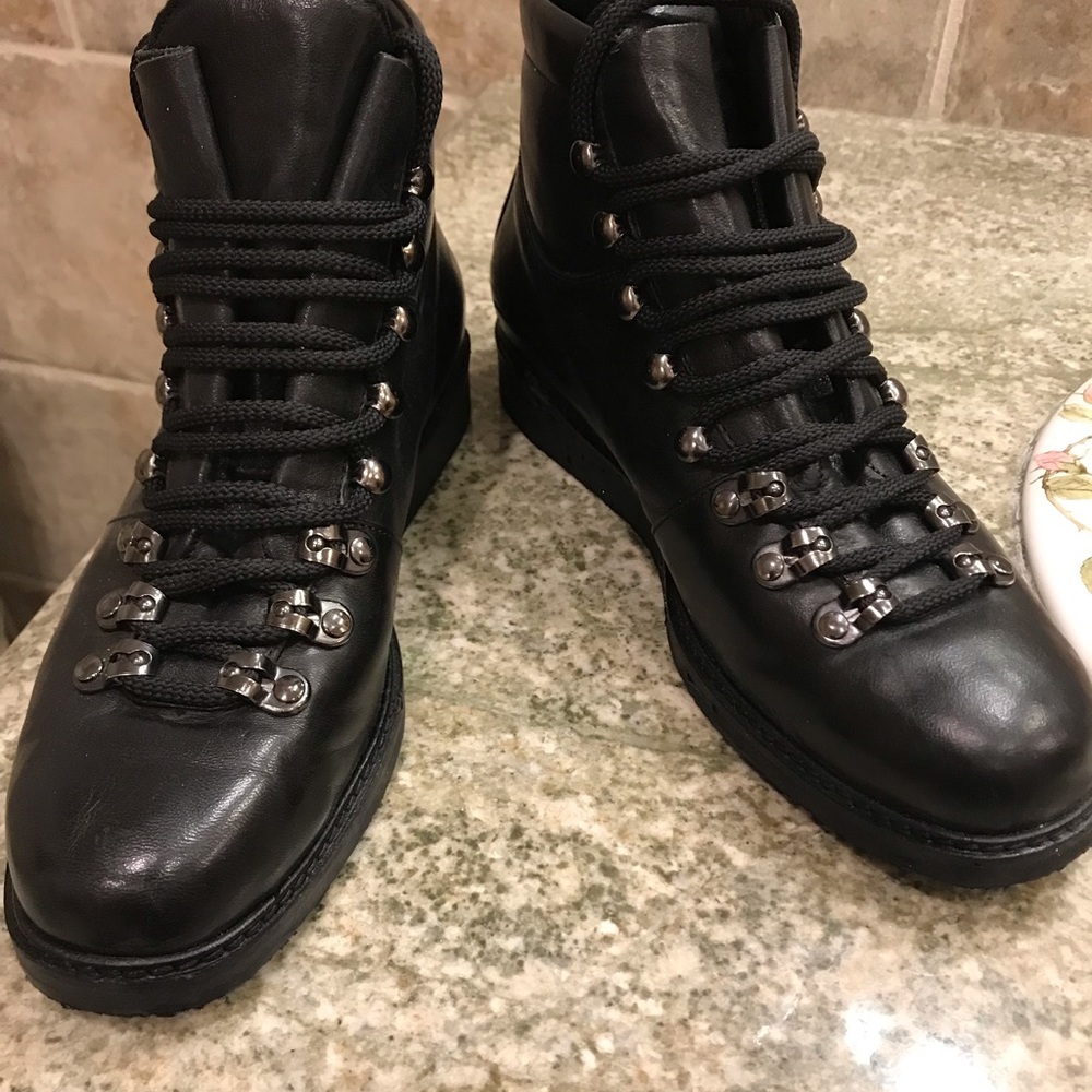 BERGDORF GOODMAN !!! ALBERTO FERMANI BOOTS!!!!